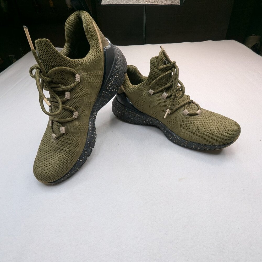 Cole Haan  Men's ZEROGRAND OVERTAKE LITE RUN SNEAKER SIZE 12 C34297 Olive Color